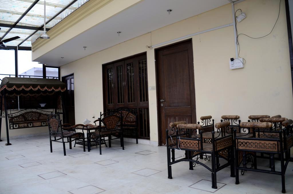 Mohini Home Stay Agra  Ngoại thất bức ảnh